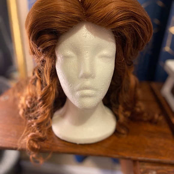 Princess Belle Disney wig - Picture 6 of 9